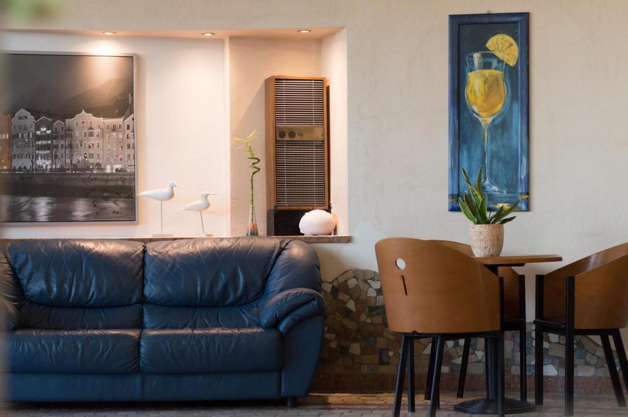 Amba Hotel Римини Екстериор снимка